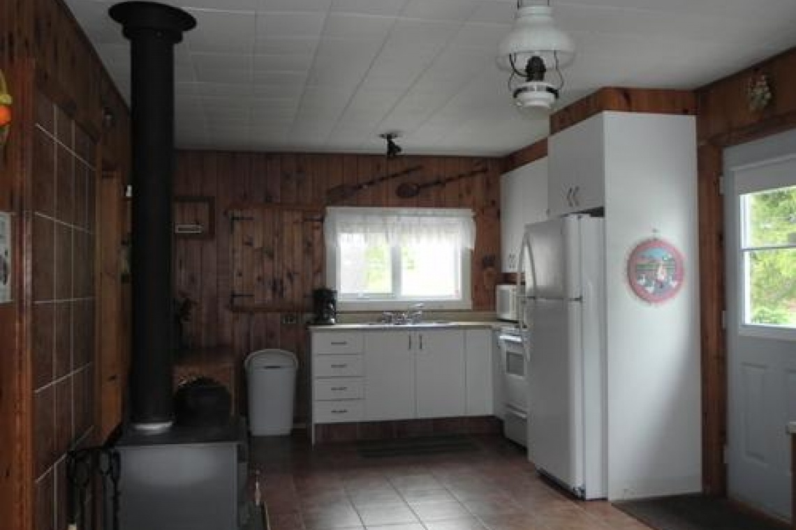 Lac Baker, N.B. E7A 1N1, 3 Chambre Chambre, ,1 Salle de bainsSalles de bain,Chalet,À vendre,NB052478