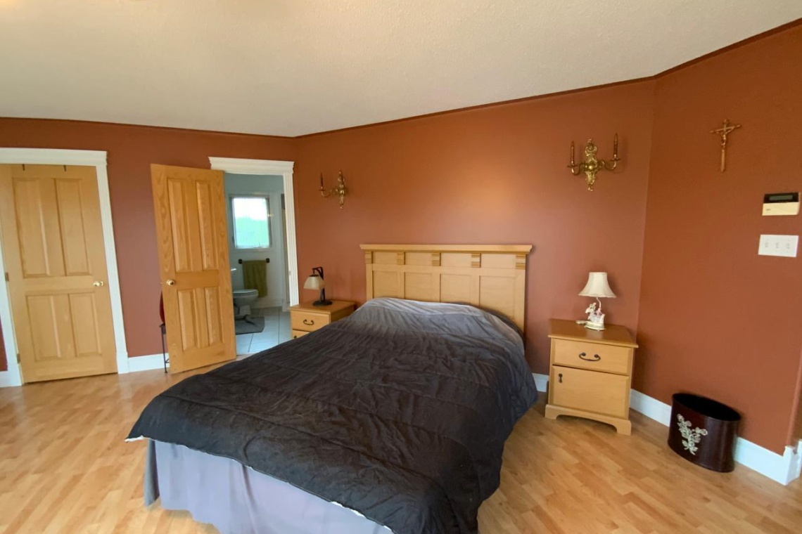 Ste-Anne-de-Madawaska, N.B. E7E 1T4, 4 Bedrooms Bedrooms, ,2 BathroomsBathrooms,Residential,For sale