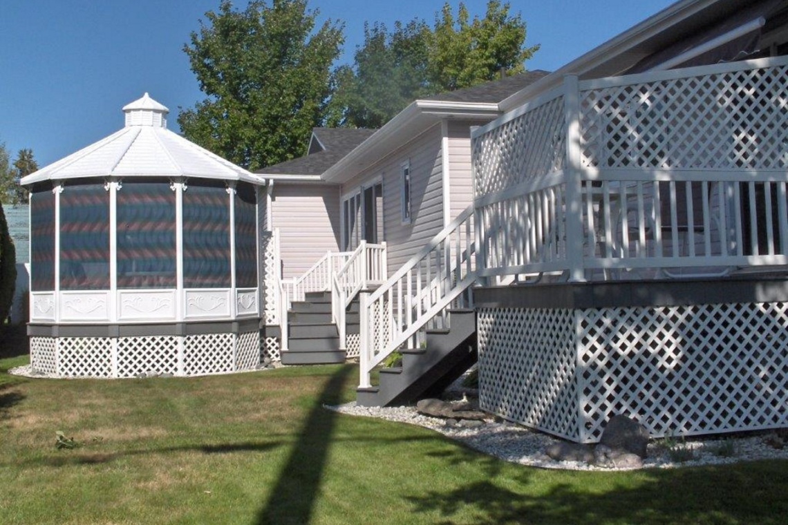 Edmundston, (N.-B.) E7B 4C8, 4 Chambre Chambre, ,2 Salles de bainSalles de bain,Résidentiel,À vendre,NB056230