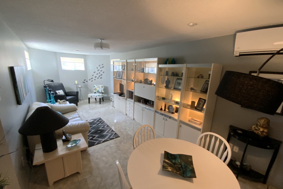 Edmundston, (N.-B.) E7B 4C8, 4 Chambre Chambre, ,2 Salles de bainSalles de bain,Résidentiel,À vendre,NB056230