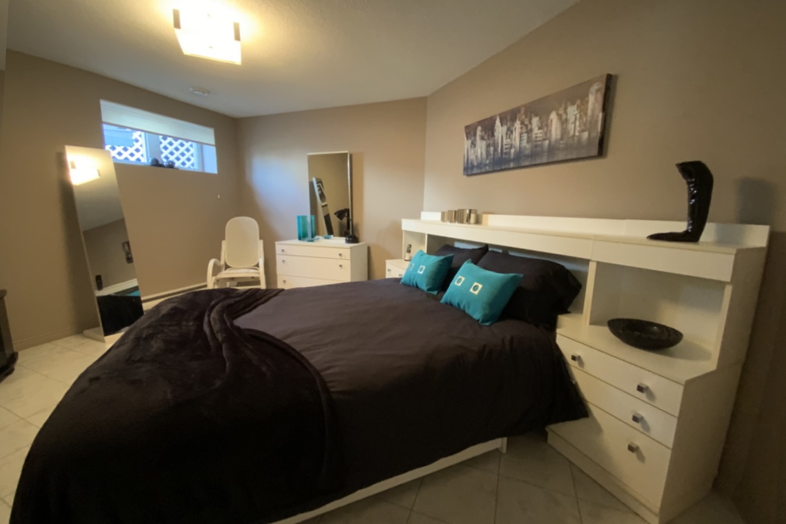 Edmundston, (N.-B.) E7B 4C8, 4 Chambre Chambre, ,2 Salles de bainSalles de bain,Résidentiel,À vendre,NB056230